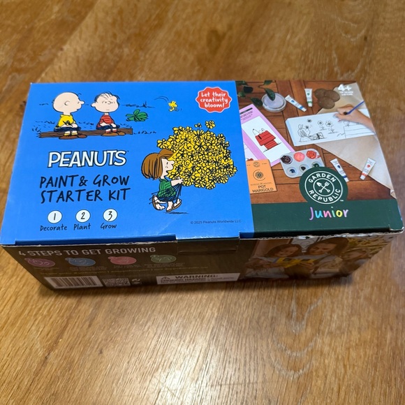 Peanuts Paint & Grow Starter Kit NEW - Picture 2 of 5